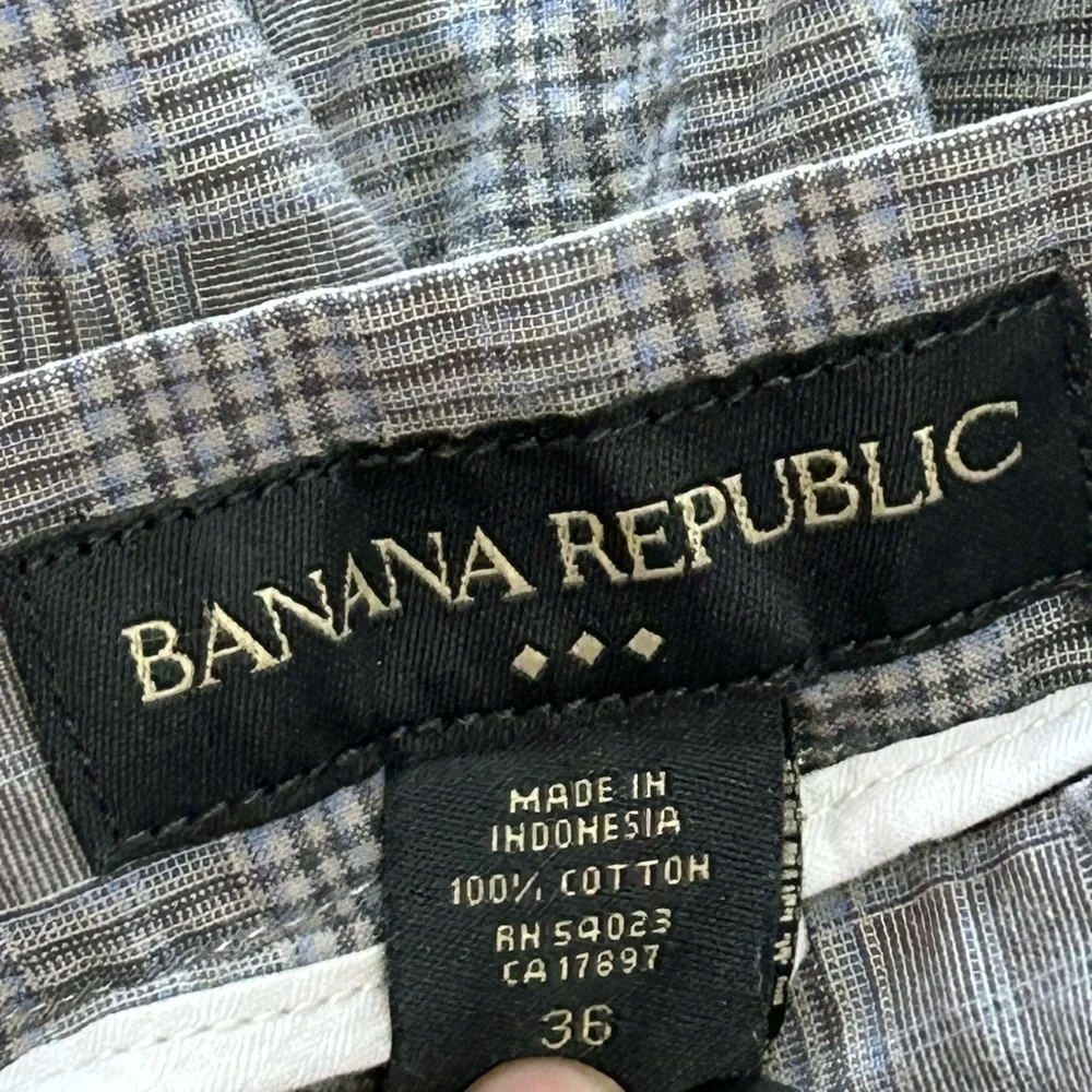 Banana Republic Men’s Size 36 Plaid 11” Chino Shorts